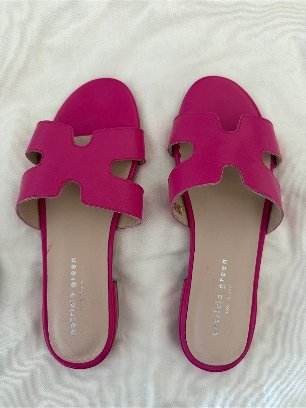 UNWORN! Patricia Green Hot Pink Slide Sandals